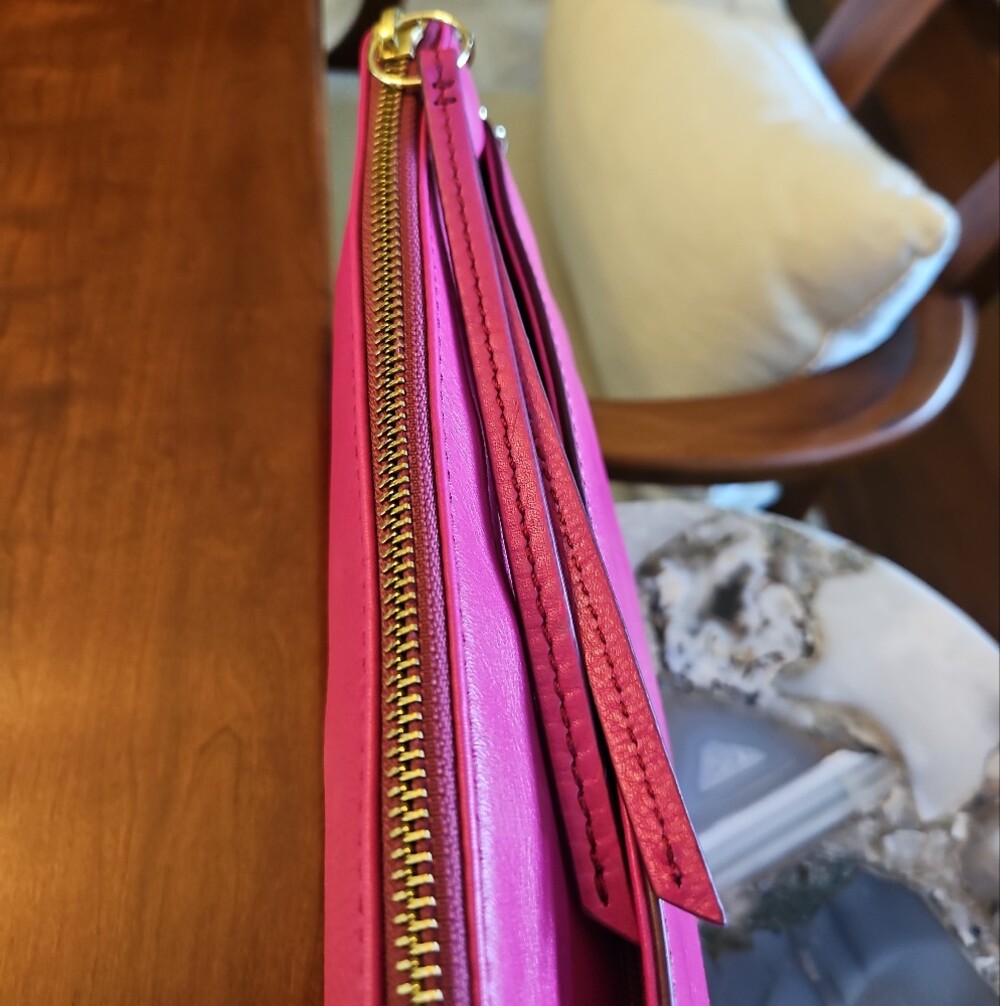 Fossil Hot Pink Leather Crossbody with Gold Hardware - Picture 5 of 7